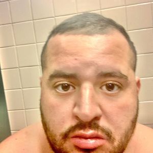 Meet your Posher, Efrain